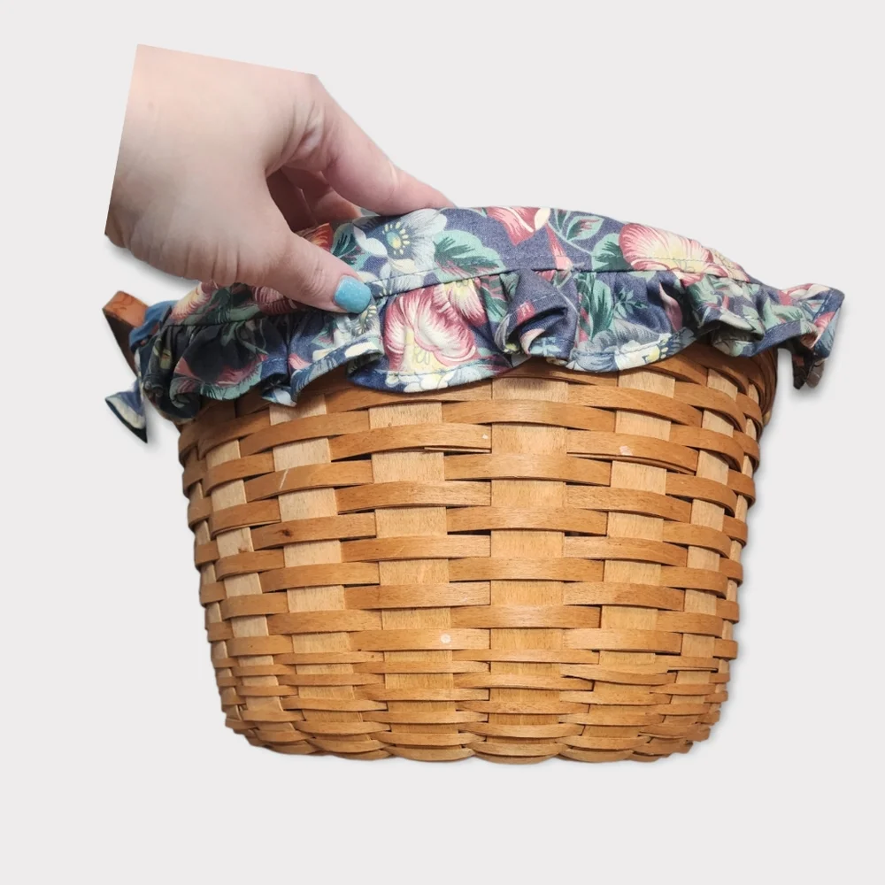 Longaberger‎ 1993 hostess basket